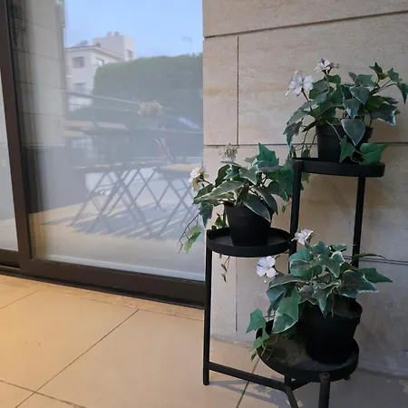 Epicurian * Λευκωσία